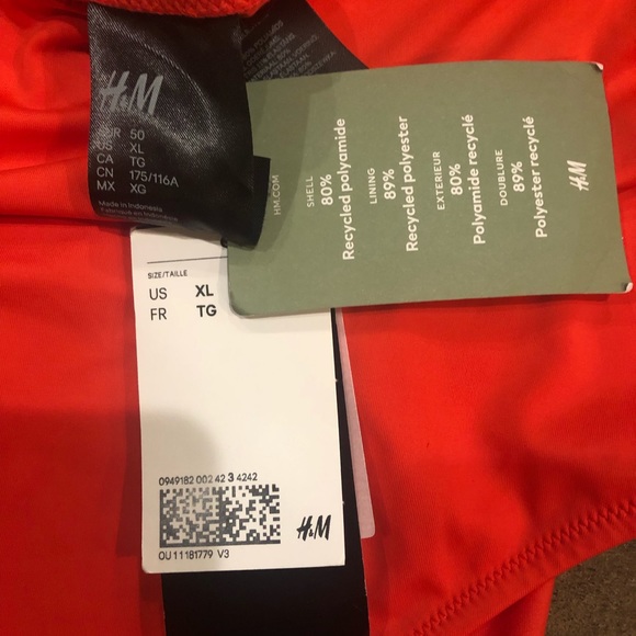 BNWT H & M one piece swimsuit - Picture 7 of 10